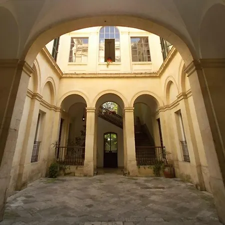 Couette-café L'orangerie D'epoque Lecce
