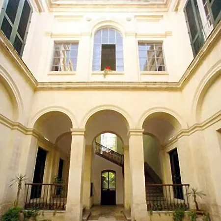 L'orangerie D'epoque Oda ve Kahvaltı Lecce