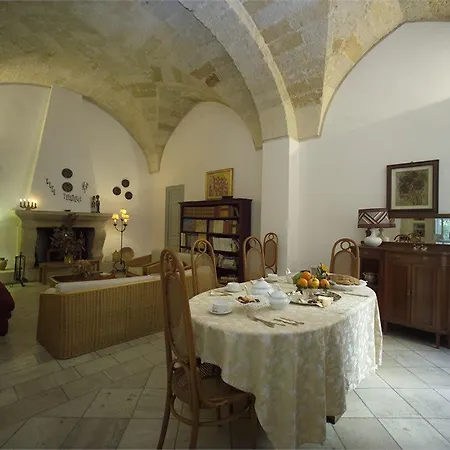 Couette-café L'orangerie D'epoque Lecce
