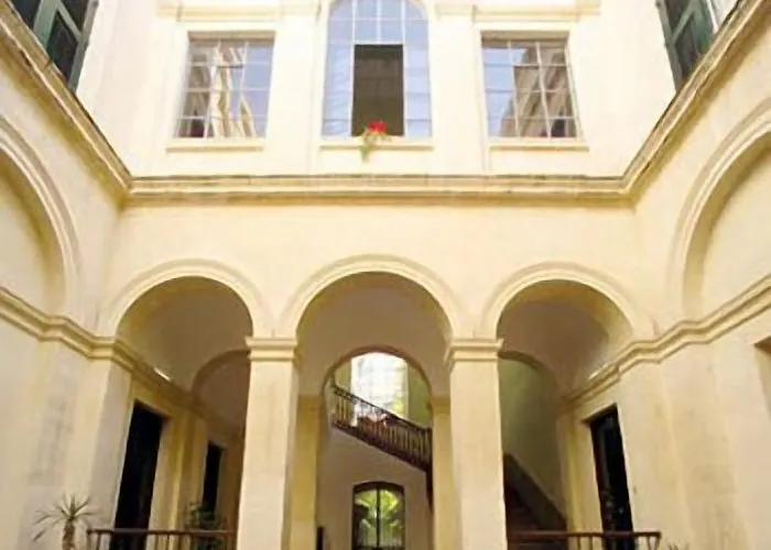 L'orangerie D'epoque ベッド・アンド・ブレックファスト レッチェ