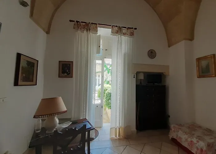 L'orangerie D'epoque Couette-café